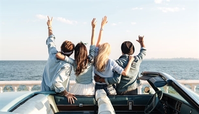 现实是残酷的,我梦想中的校园生活 洛王